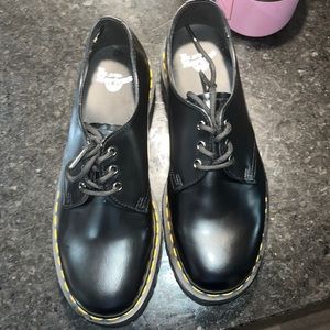 I’m selling because I jus want through a divorce & need to get back on my feet!